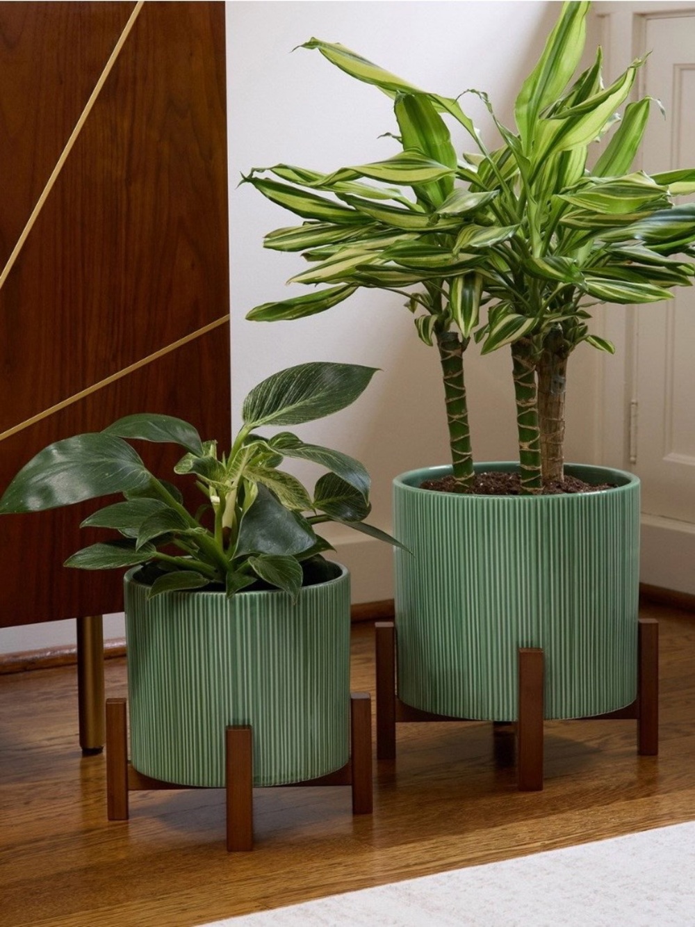 Green Ribbed Ceramic Planter with Wooden Stand - Set of 2